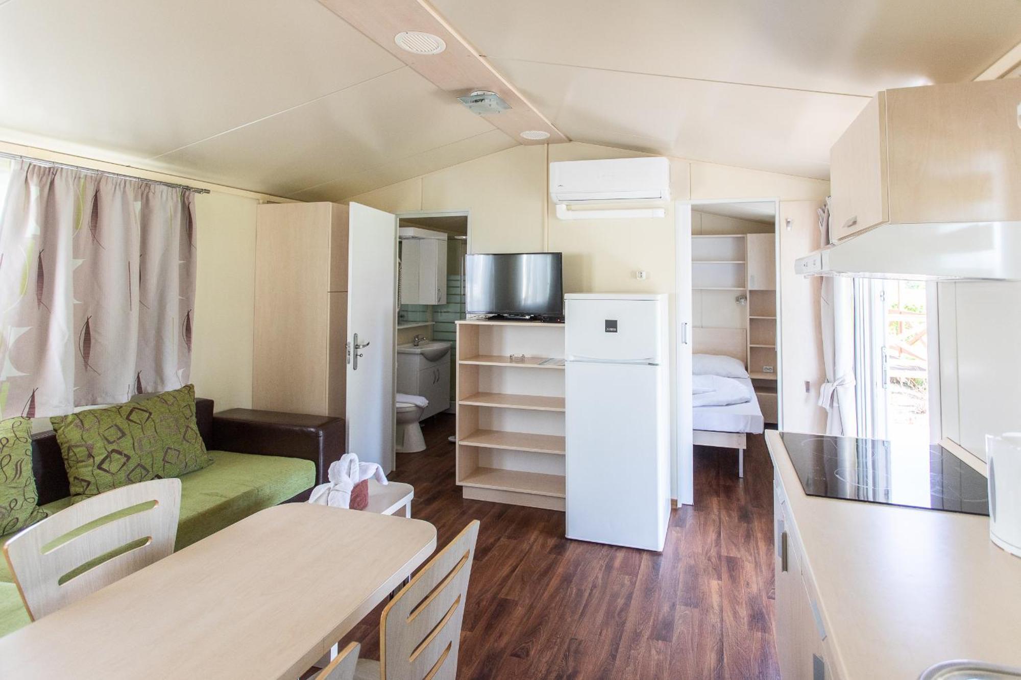 Aranypart & Campingplatz